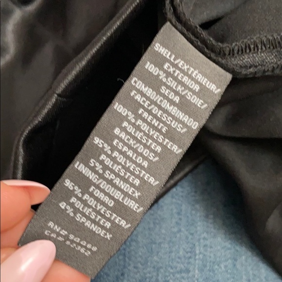 VERA WANG DRESS 🖤🖤🖤🖤 - Picture 7 of 7